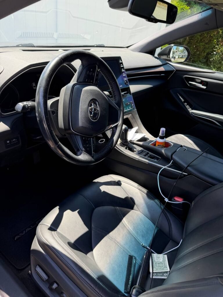 Clean car seats detailing service - Providence RI | Deelway Mobile Detailing